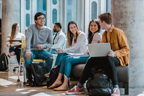 Studenti internazionali: aumentato fino a 6 anni il visto per lavorare dopo il corso di studi